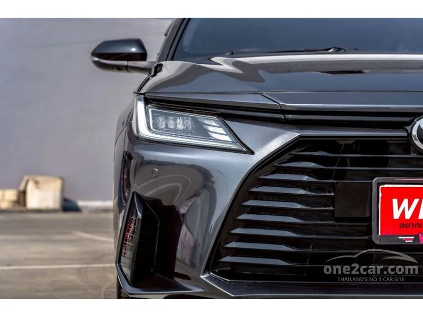 2023 Toyota Yaris Ativ Premium Luxury Sedan
