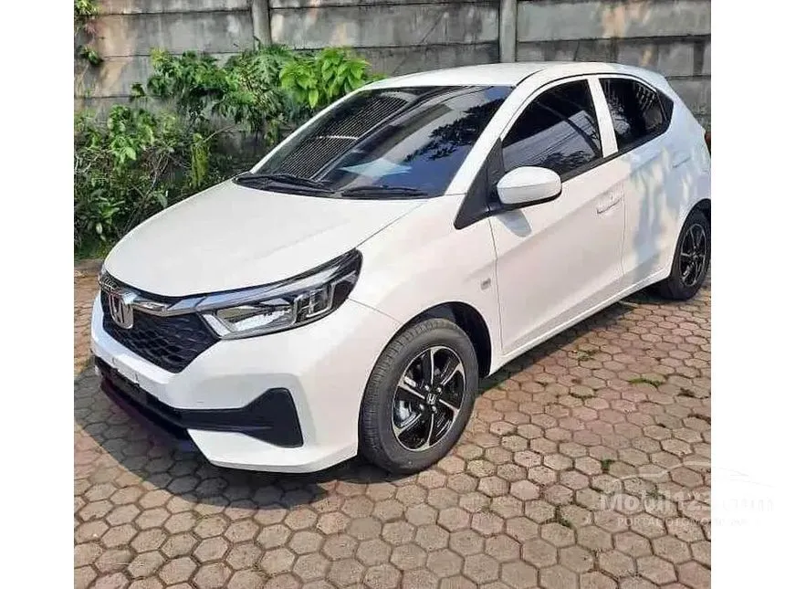 Jual Mobil Honda Brio 2023 E Satya 1.2 di Jawa Barat Automatic Hatchback Putih Rp 206.000.000
