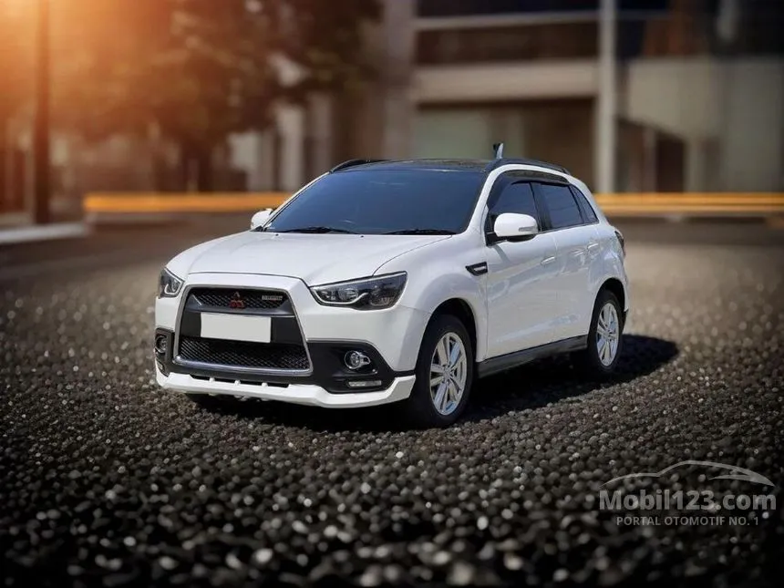 Jual Mobil Mitsubishi Outlander Sport 2013 PX 2.0 di Jawa Timur Automatic SUV Putih Rp 215.000.000