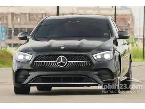 2022 Mercedes-Benz E300 2.0 AMG Line Sedan