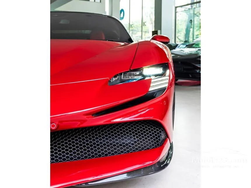Jual Mobil Ferrari SF90 Stradale 2023 4.0 di Bali Automatic Coupe Merah Rp 17.500.000.000
