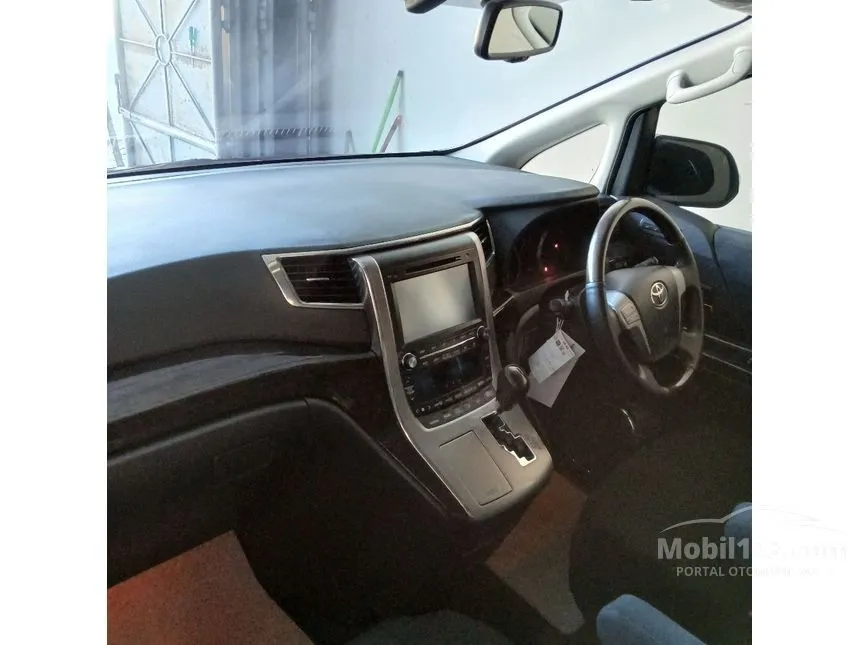 2014 Toyota Vellfire ZG MPV