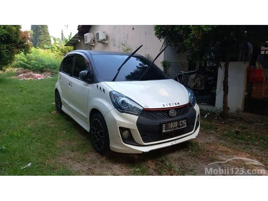 Jual Mobil Daihatsu Sirion 2015 D FMC 1.3 di DKI Jakarta Automatic Hatchback Putih Rp 99.000.000