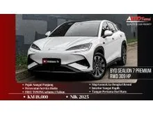 2025 BYD Sealion 7 0.0 Premium SUV KM 18.000 BYD Sealion 7 Premium RWD 309 HP NIK 2025 White On Black Tgn 1 Dr Br