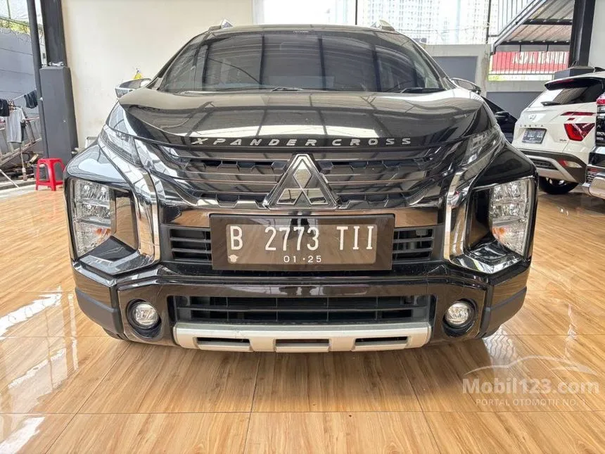 Jual Mobil Mitsubishi Xpander Cross 2019 1.5 di Jawa Barat Automatic MPV Hitam Rp 215.000.000