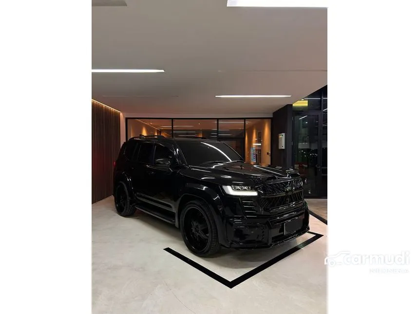 2023 Toyota Land Cruiser 300 VX-R (Premium Colour) SUV