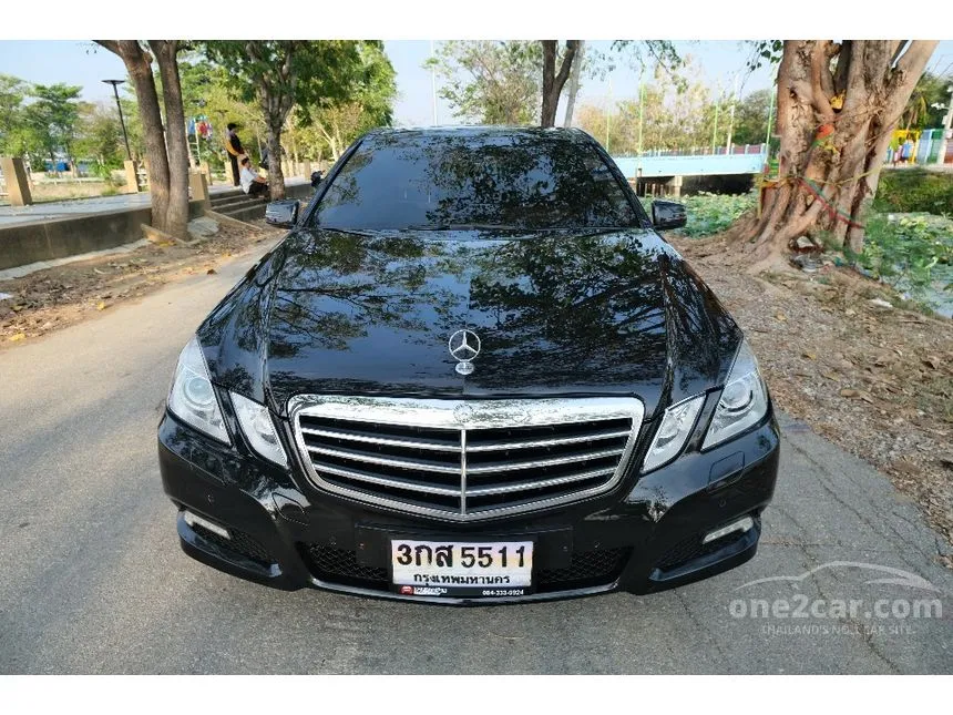 2010 Mercedes-Benz E250 Elegance CDI BlueEFFICIENCY Sedan
