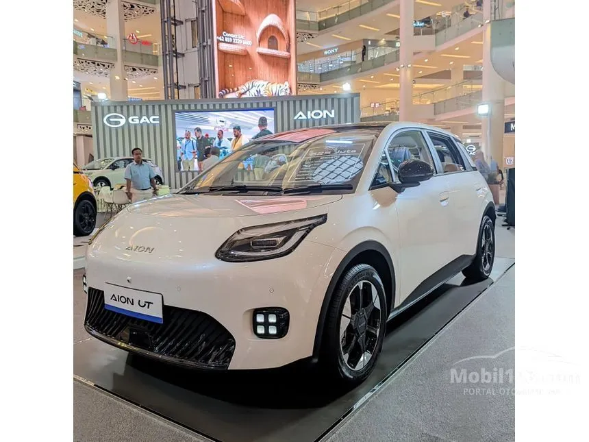 2026 GAC AION UT Premium Hatchback
