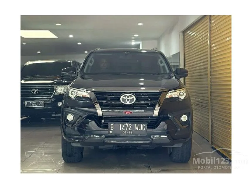 Jual Mobil Toyota Fortuner 2020 TRD 2.4 di DKI Jakarta Automatic SUV Hitam Rp 439.000.000