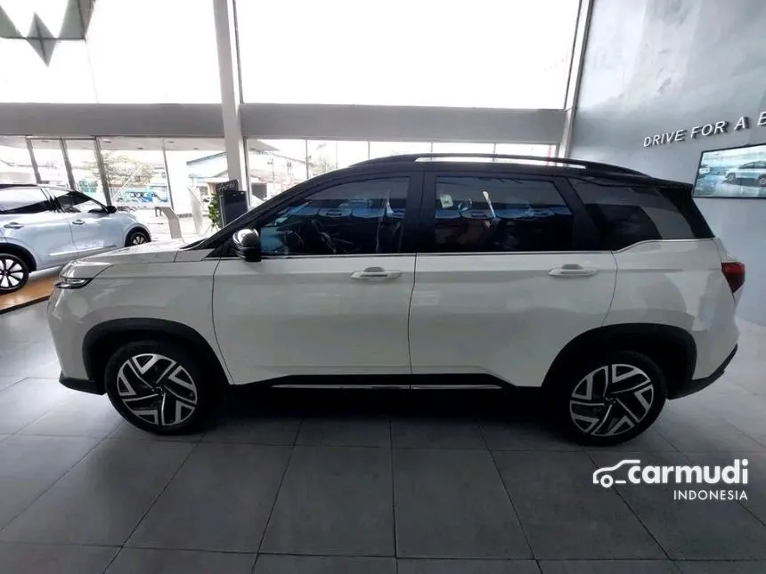 2024 Wuling Almaz RS Pro Wagon