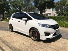 2015 Honda Jazz 1.5 (ปี 14-18) SV i-VTEC Hatchback AT