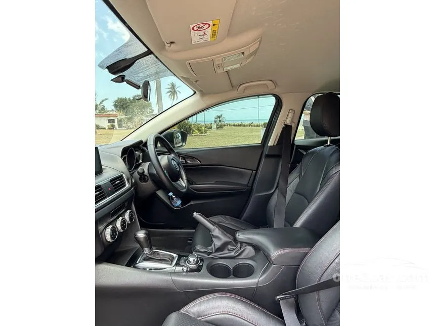 2014 Mazda 3 S Sports Hatchback