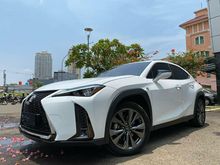 2019 Lexus UX200 2.0 F Sport Hatchback White On Black ATPM TDP225JT Kondisi Super Mulus Like New Harga Miring