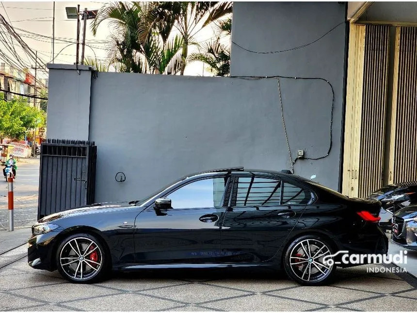 2023 BMW 330i M Sport Pro Sedan