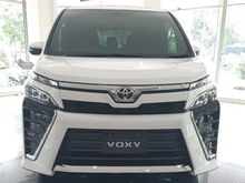 Toyota Voxy 2,0 DISKON TERBESAR PROMO TERBAIK DP TERKECIL NEGO SAMPAI JADI (READY)