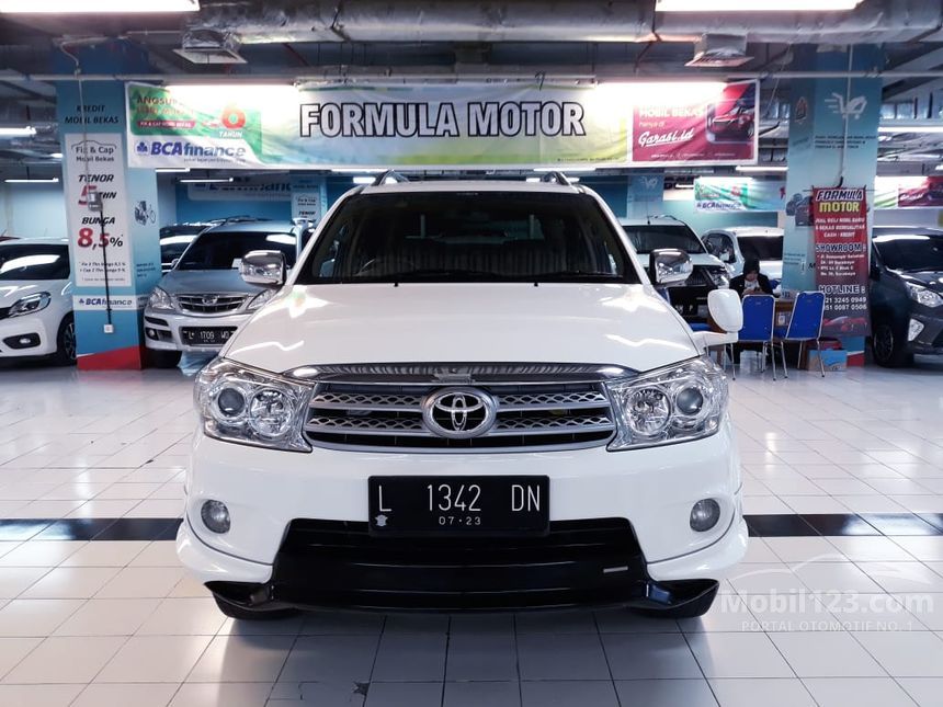 Jual Mobil  Toyota Fortuner  2009 G TRD 2 5 di Jawa Timur 