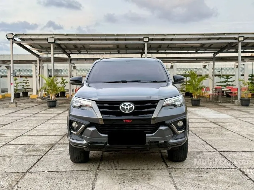 2019 Toyota Fortuner VRZ TRD 4X2 SUV