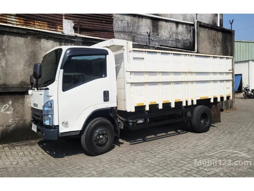 Jual Mobil Isuzu Elf 2023 NMR 81 U 4.8 di DKI Jakarta Manual Trucks Putih Rp 345.500.000