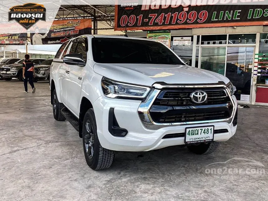 2022 Toyota HILUX REVO Prerunner Entry Smart Cab Pickup