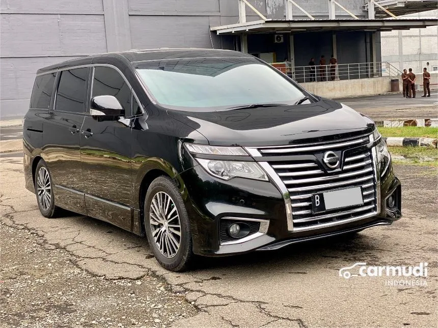 2014 Nissan Elgrand Highway Star MPV