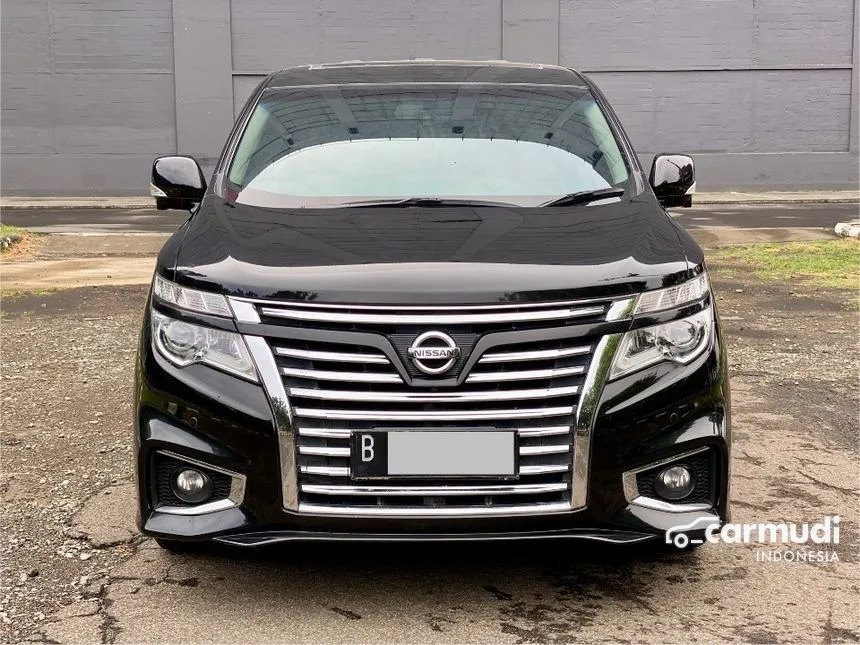 2014 Nissan Elgrand Highway Star MPV