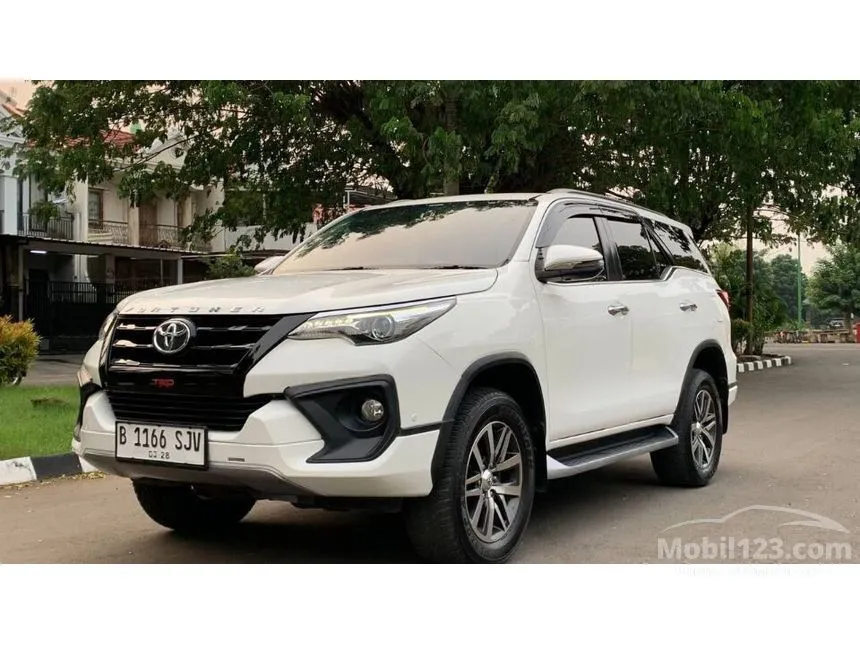 Jual Mobil Toyota Fortuner 2018 VRZ 2.4 di DKI Jakarta Automatic SUV Putih Rp 387.000.000