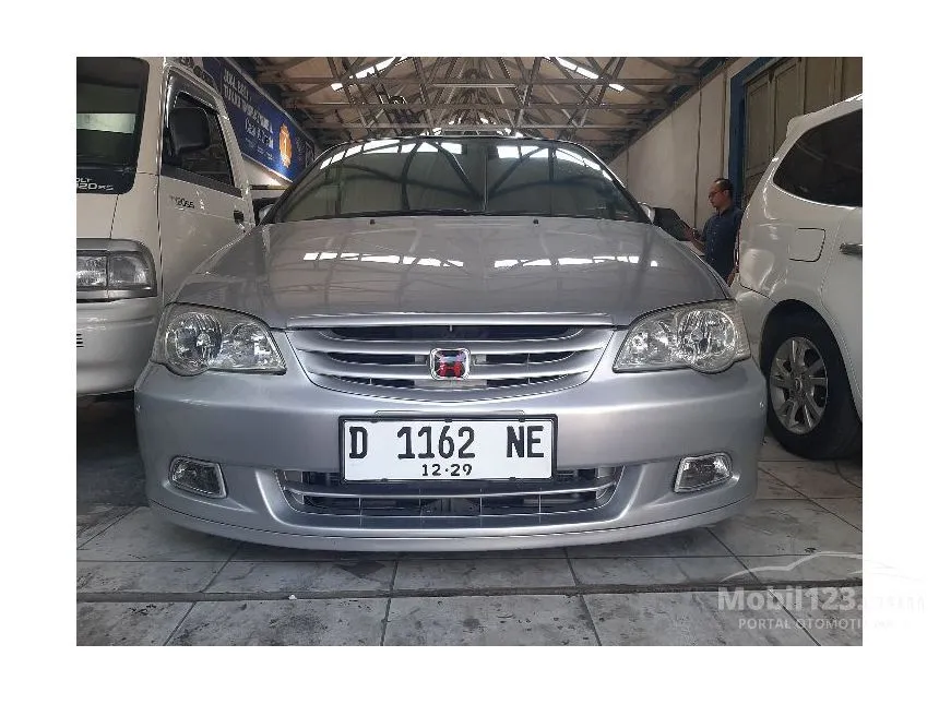 Jual Mobil Honda Odyssey 2001 Absolute 2.3 di Jawa Barat Automatic MPV Silver Rp 97.500.000