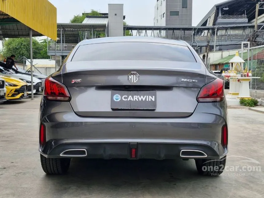 2023 MG MG5 X Sedan