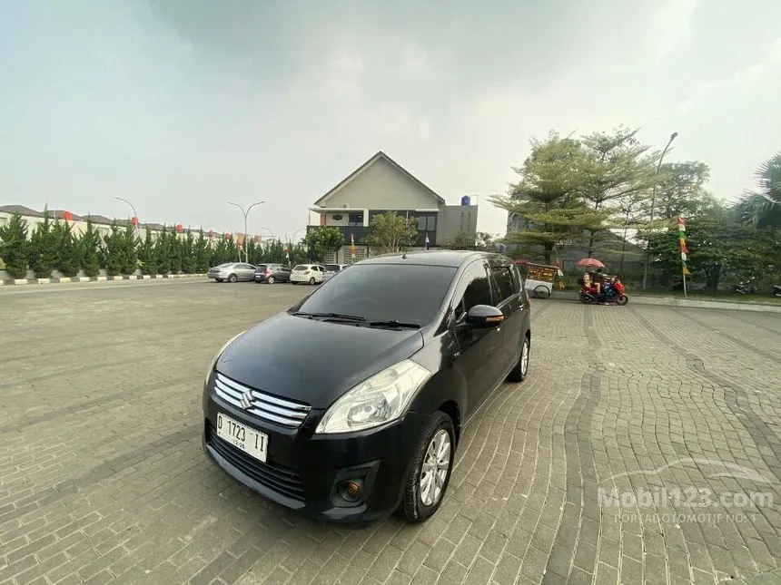 Jual Mobil Suzuki Ertiga 2013 GL 1.4 di Jawa Barat Manual MPV Hitam Rp 105.000.000
