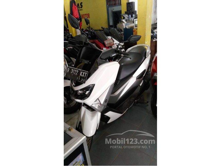 Jual Motor  Yamaha N MAX 2015 matic  non ABS  0 2 di Jawa 