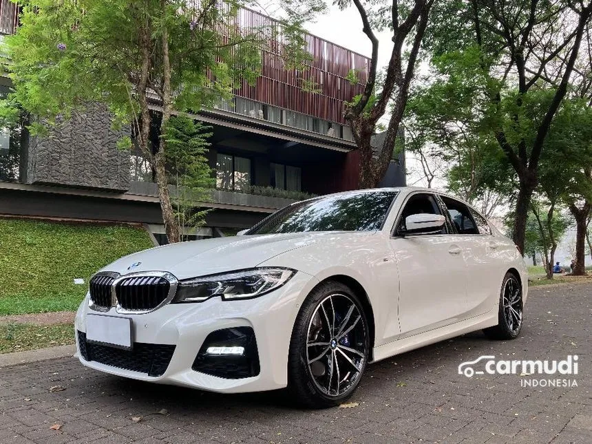 2021 BMW 330i M Sport Sedan