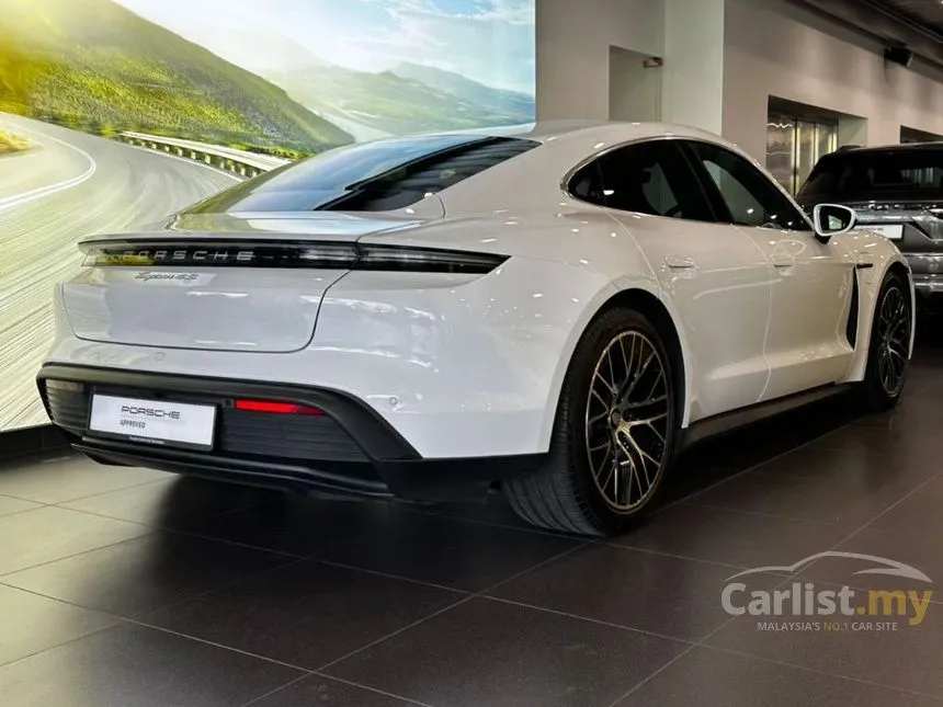 2021 Porsche Taycan Sedan