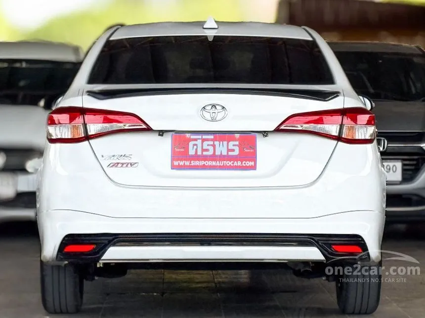 2020 Toyota Yaris Ativ Sport Sedan