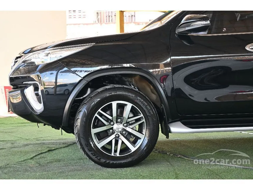 2018 Toyota FORTUNER V SUV