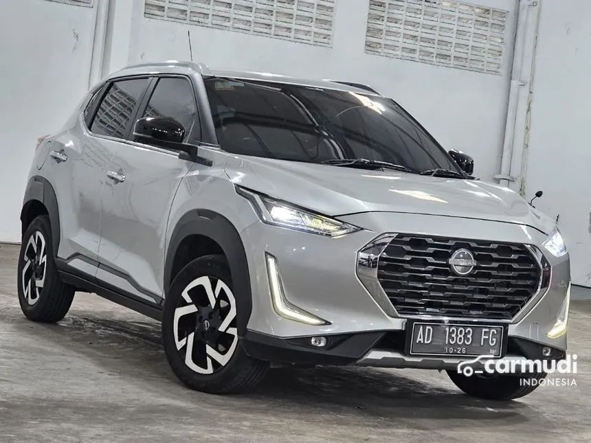Jual Mobil Nissan Magnite 2021 Premium 1.0 di Jawa Tengah Automatic SUV Silver Rp 179.000.000