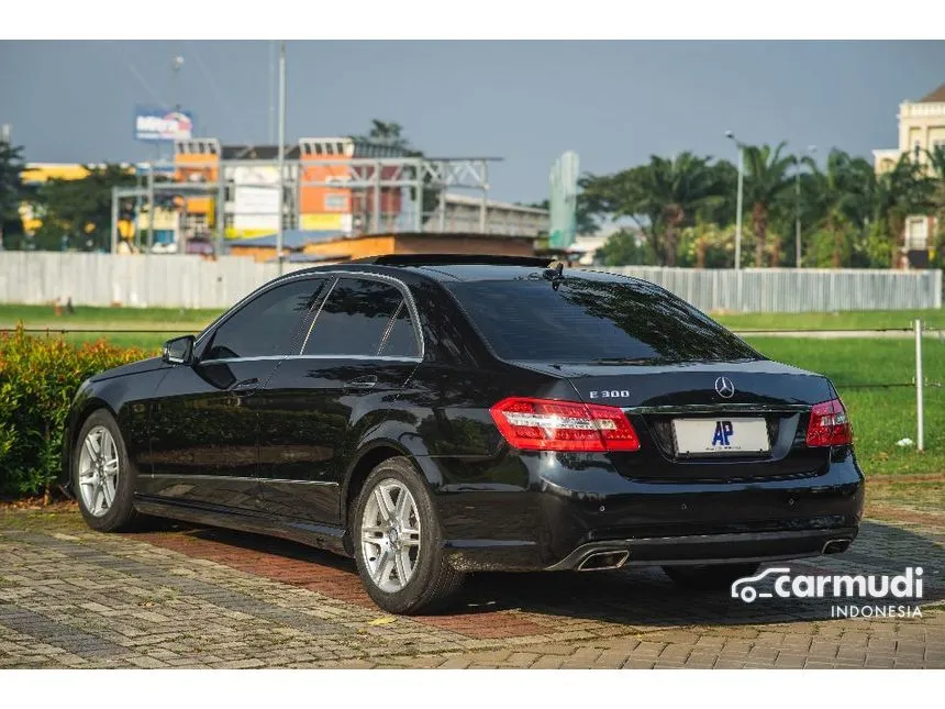 2012 Mercedes-Benz E300 Avantgarde AMG Sedan