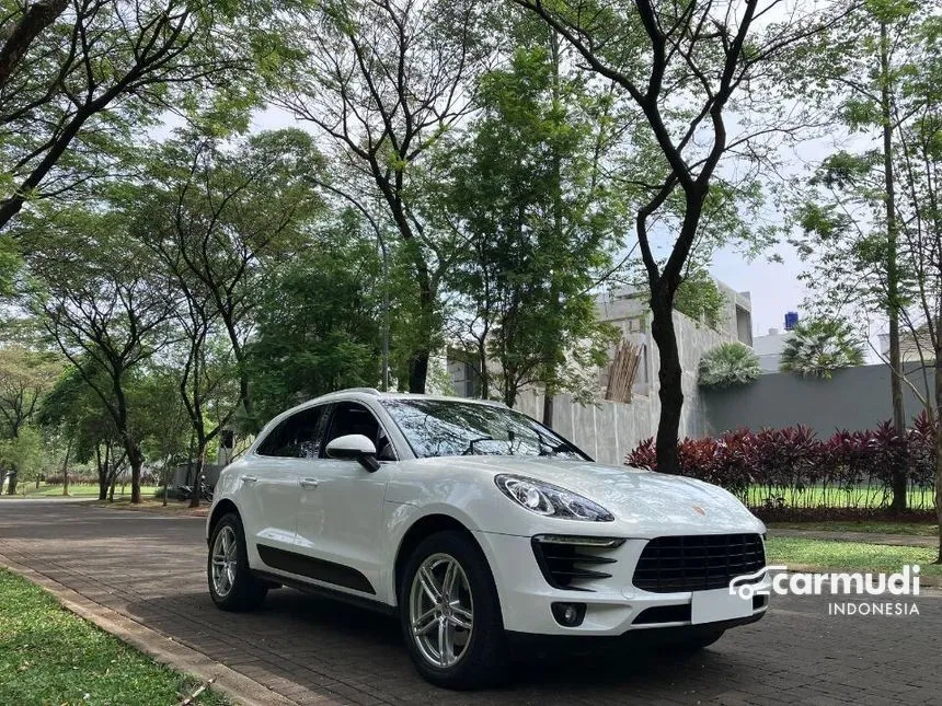 2014 Porsche Macan SUV