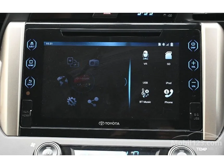 2019 Toyota Kijang Innova V MPV