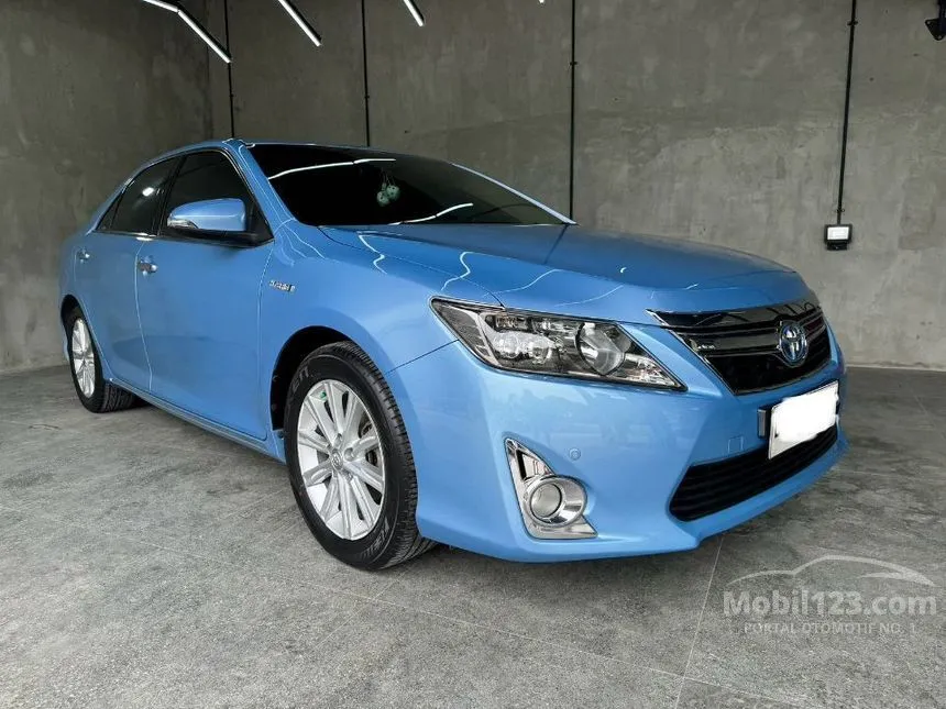 Jual Mobil Toyota Camry Hybrid 2012 Hybrid 2.5 di Jawa Timur Automatic Sedan Biru Rp 185.000.000