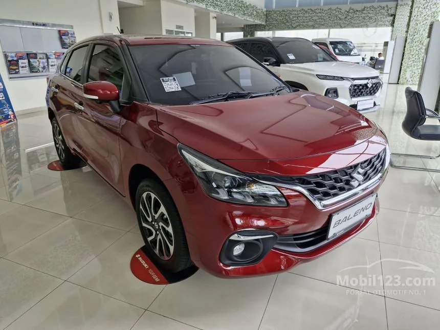 Jual Mobil Suzuki Baleno 2025 1.5 di Jawa Timur Automatic Hatchback Marun Rp 215.000.000