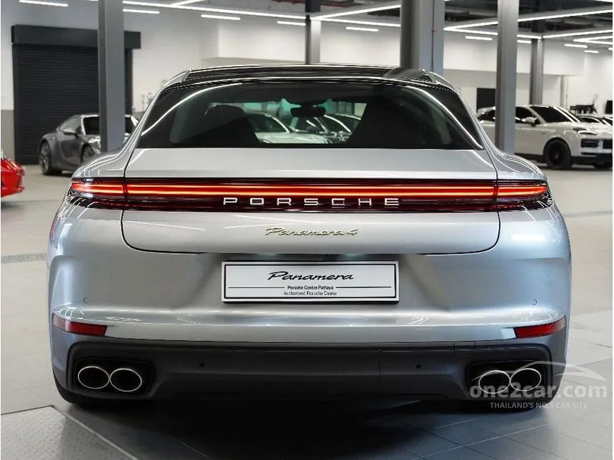2025 Porsche PANAMERA 4 E-Hybrid Sedan