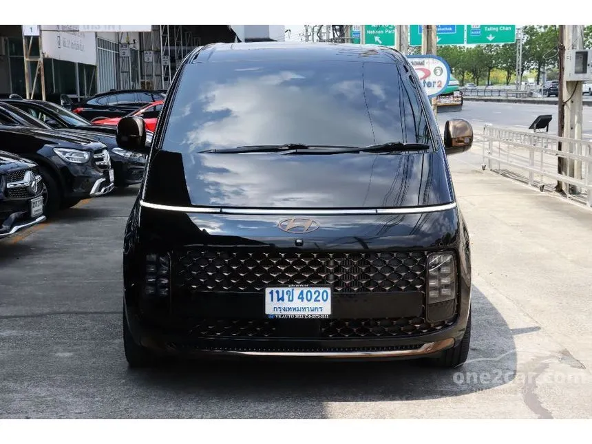 2024 Hyundai Staria Premium Van