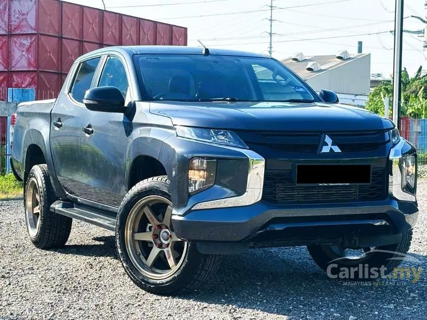 2022 Mitsubishi Triton VGT Premium Updated Spec Dual Cab Pickup Truck