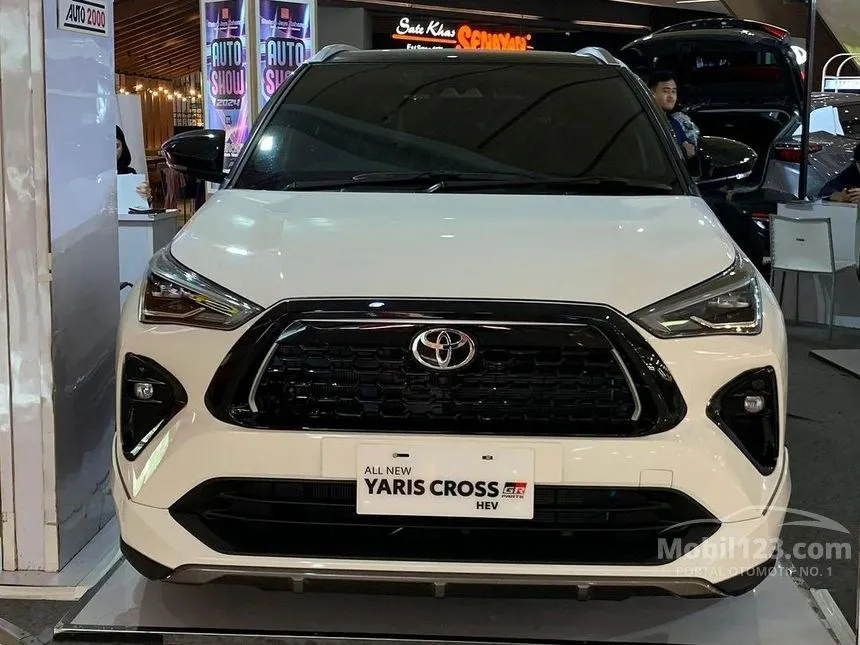 Jual Mobil Toyota Yaris Cross 2024 S GR Parts Aero Package HEV 1.5 di DKI Jakarta Automatic Wagon Putih Rp 370.000.000