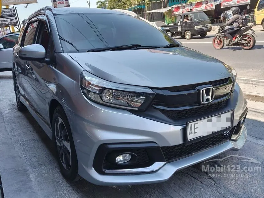 Jual Mobil Honda Mobilio 2017 RS 1.5 di Jawa Timur Manual MPV Silver Rp 175.000.000