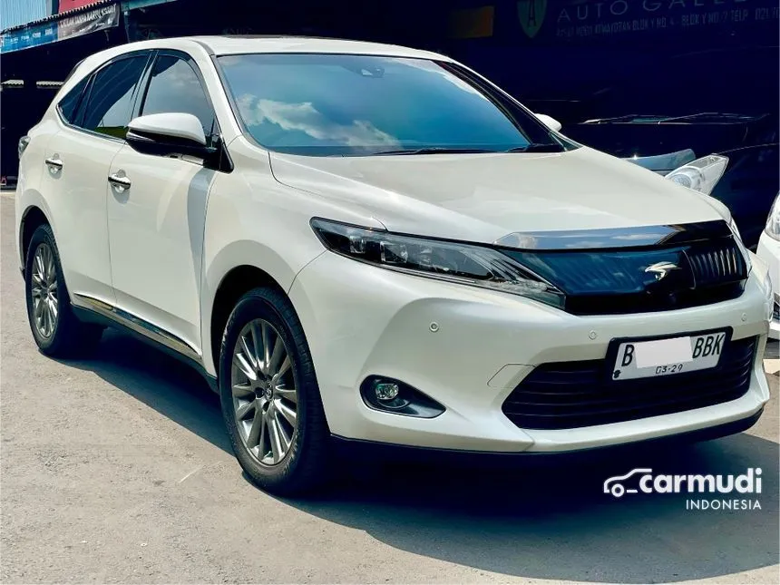 2014 Toyota Harrier SUV