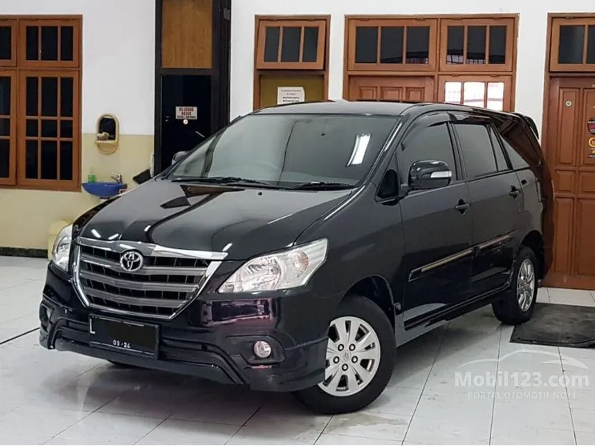 Jual Mobil Toyota Kijang Innova 2014 G 2.0 di Jawa Timur Automatic MPV Hitam Rp 189.000.000