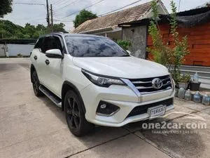 2018 Toyota FORTUNER 2.8 TRD Sportivo (2-Tone) SUV