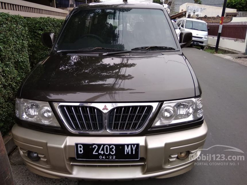 Jual Mobil Mitsubishi Kuda 2002 Grandia 2.0 di DKI Jakarta