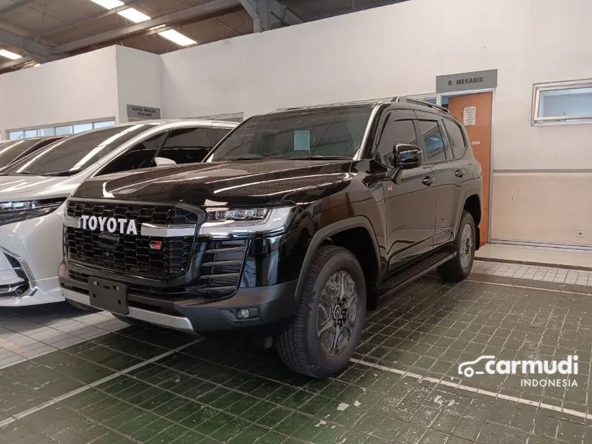 Jual Mobil Toyota Land Cruiser 2024 GR